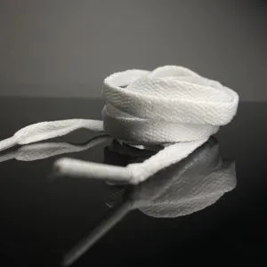 Lacets blanc